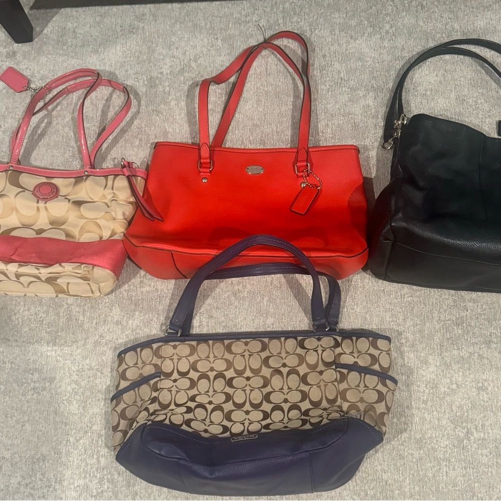 Coach purse lot of 4